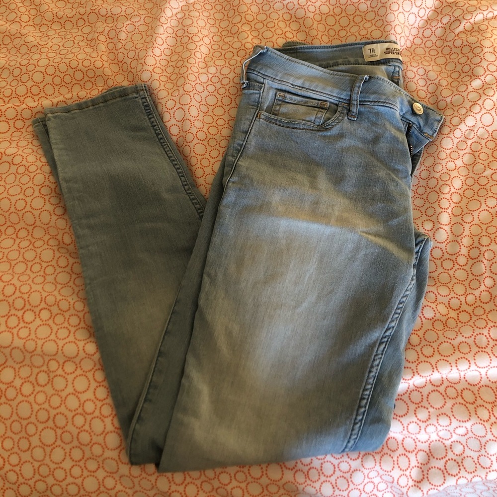 HOLLISTER skinny jeans